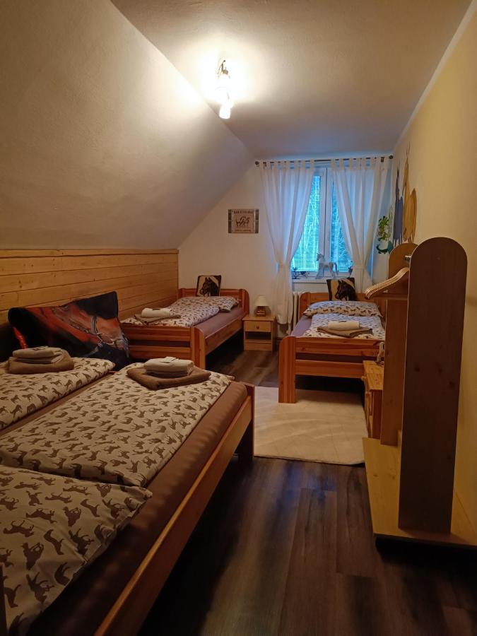 Jizdarna Malenovice Apartman Malenovice  Kültér fotó