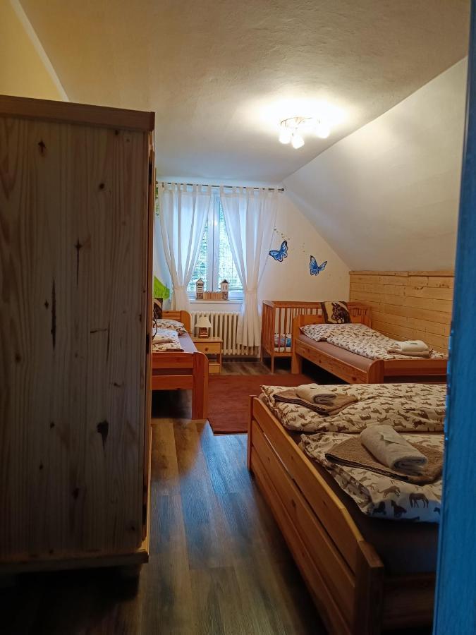 Jizdarna Malenovice Apartman Malenovice  Kültér fotó
