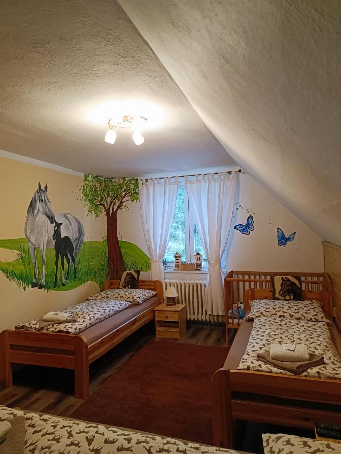 Jizdarna Malenovice Apartman Malenovice  Kültér fotó