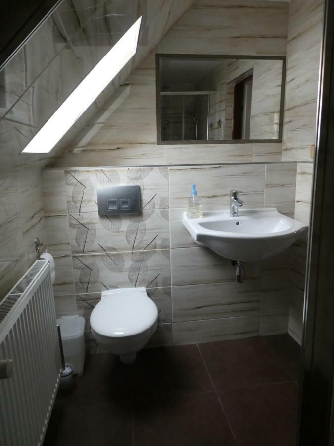 Jizdarna Malenovice Apartman Malenovice  Kültér fotó